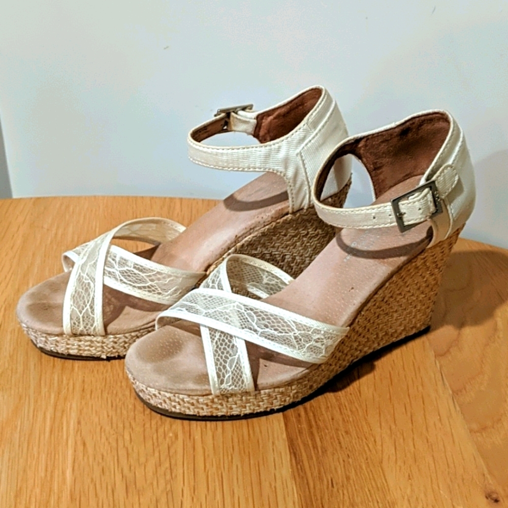 TOMS Wedges Lacey White